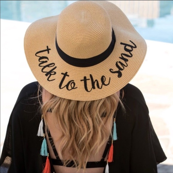 Twilight Gypsy Collective Accessories - Talk To The Sand Beach Floppy Hat